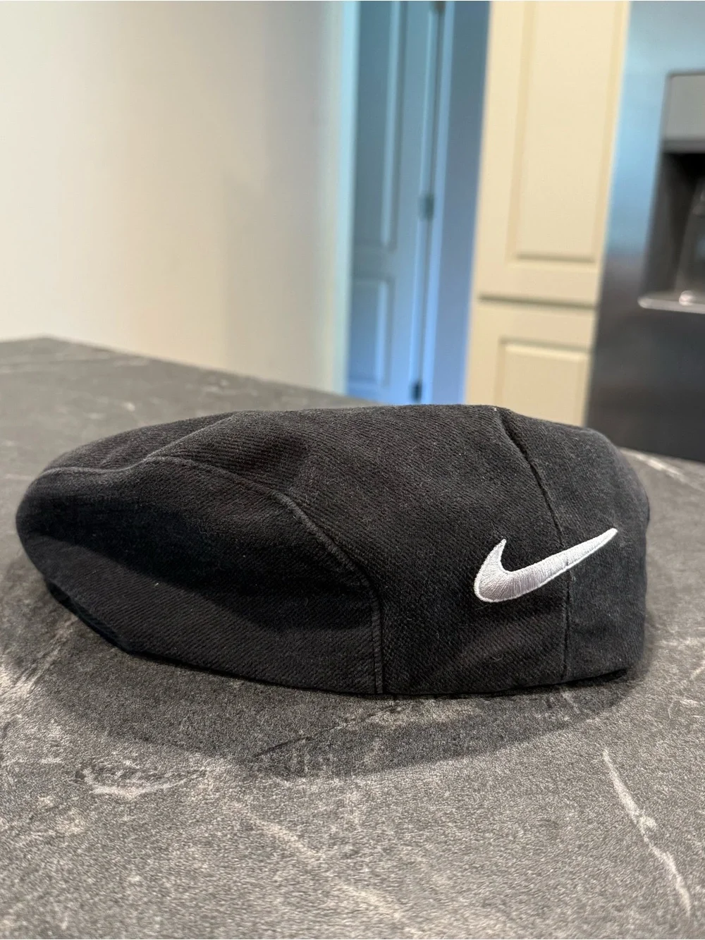 Nike golf vintage beret newsboy hat 90s black gray mens OSFA swoosh Jordan Tiger